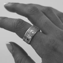 Load image into Gallery viewer, Sterling Silver Australian 1927 Parliament Florin Ring