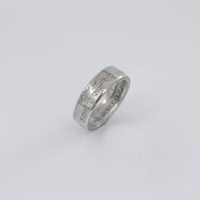 Load image into Gallery viewer, Sterling Silver King George V One Shilling Ring
