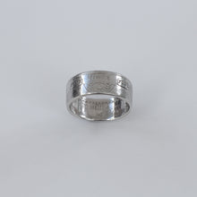 Load image into Gallery viewer, Sterling Silver Gothic Florin Ring
