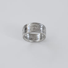 Load image into Gallery viewer, Sterling Silver Australian 1927 Parliament Florin Ring
