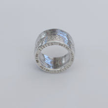 Load image into Gallery viewer, Silver Austrian 5 Corona Ring
