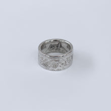 Load image into Gallery viewer, Silver Queen Victoria One Rupee Ring
