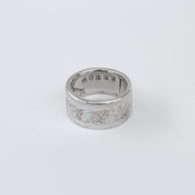 Load image into Gallery viewer, Silver Queen Victoria One Rupee Ring
