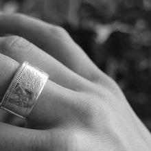 Load image into Gallery viewer, Sterling Silver 1964 Japanese 1000 Yen Ring
